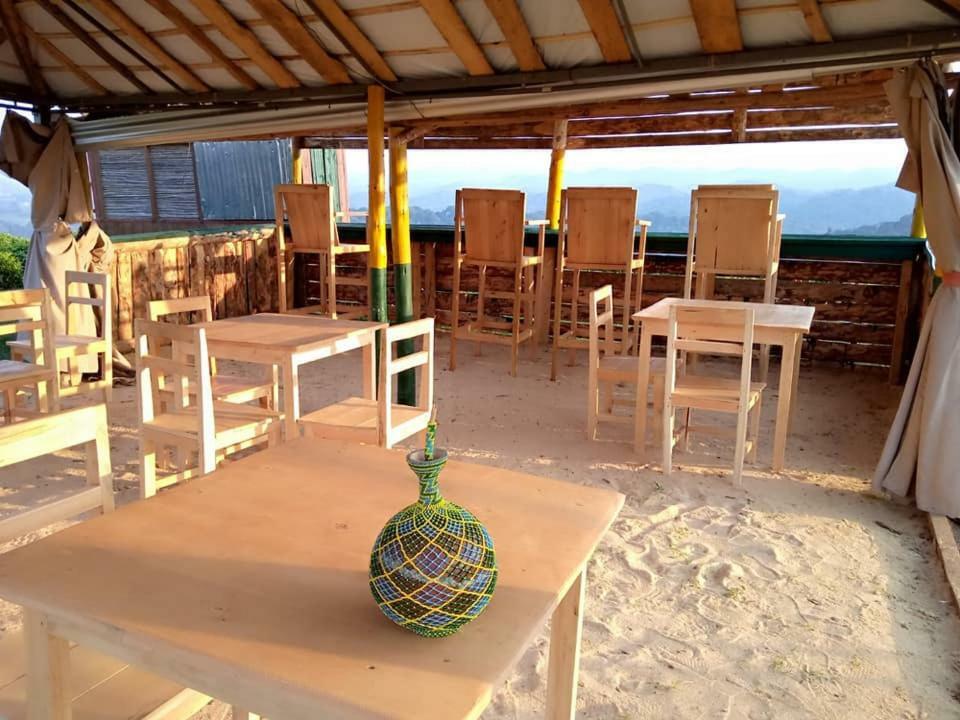 Hotel Kitabi Ecocenter à Gabegi Extérieur photo